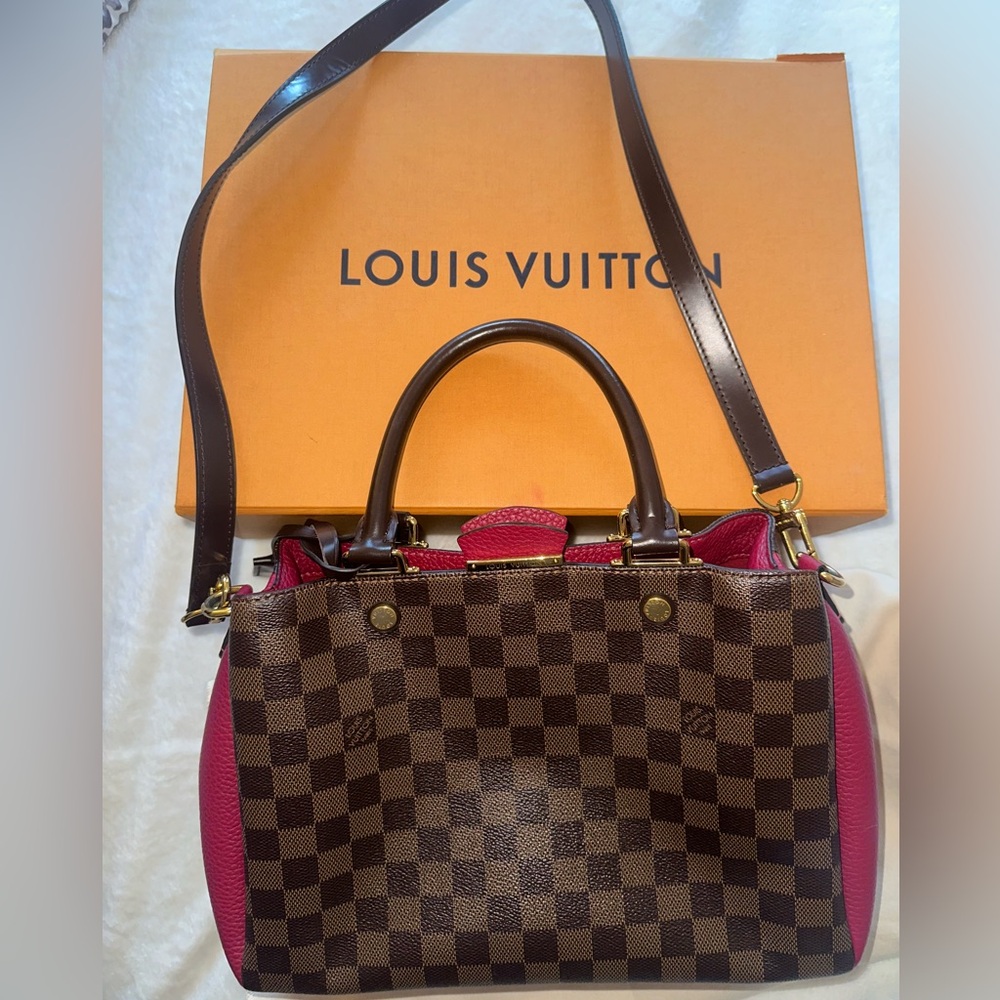 AUTHENTIC - Louis Vuitton handbag